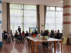 ²ð¸îÏ·¿ÍÊÝ·ò»ÜÀß ¤Ê¤¬¤¿¤¤Áñ¡¡°ìÈÌÅï¥Û¡¼¥ë¤Ç¤ÎÂÎÁàÉ÷·Ê¢¡¡ÊÆþ½ê¡Ë ²ð¸îÏ·¿ÍÊÝ·ò»ÜÀß ¤Ê¤¬¤¿¤¤Áñ¤Ï°å»Õ¤È´Ç¸î»Õ¤Ë¤è¤ë·ò¹¯¥Á¥§¥Ã¥¯¡¢ÀìÌç¤ÎÎÅË¡»Î¤Ë¤è¤ë¥ê¥Ï¥Ó¥ê¥Æ¡¼¥·¥ç¥ó¤ò¹Ô¤¤¤Þ¤¹¡£¤Þ¤¿¡¢²ð¸î°÷¤¬³§ÍÍ¤ÎÆü¾ï¤ÎÀ¸³è¤Î¤ªÀ¤Ïäò¤µ¤»¤Æ¤¤¤¿¤À¤¤Þ¤¹¡£¤½¤Î¾¥ì¥¯¥ê¥¨¡¼¥·¥ç¥ó¤Ê¤ÉÍøÍѼԤ˹ç¤Ã¤¿²÷Ŭ¤ÊÎÅÍÜÀ¸³è¤¬¤Ç¤¤ë¤è¤¦¤ËÅØ¤á¤Þ¤¹¡£